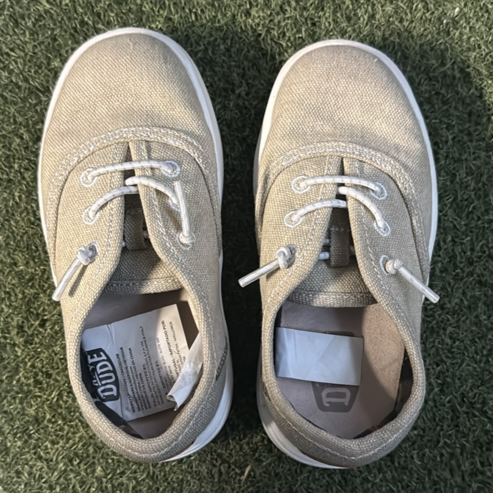 Hey Dude Kids' Beige Sneakers size 9 toddler
